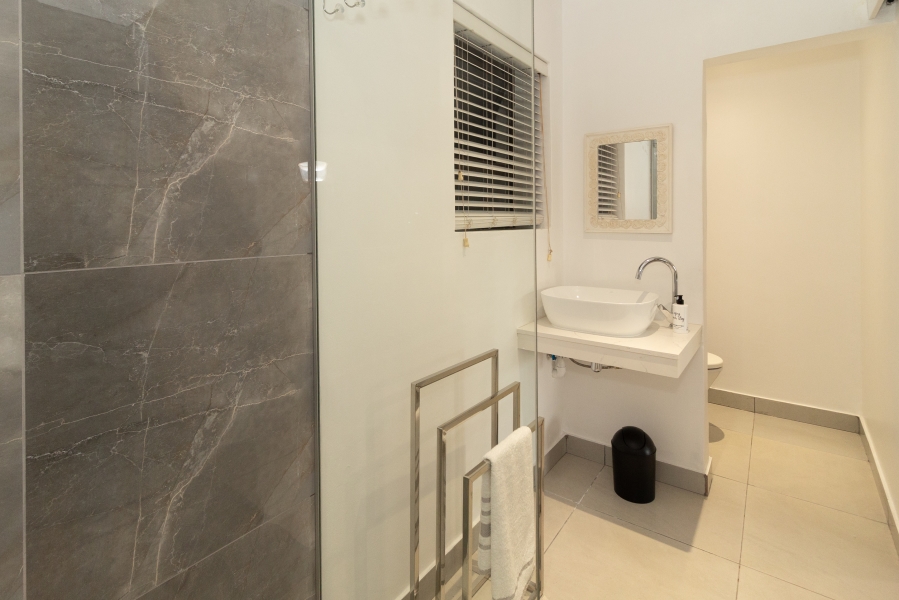 4 Bedroom Property for Sale in Herolds Bay Western Cape